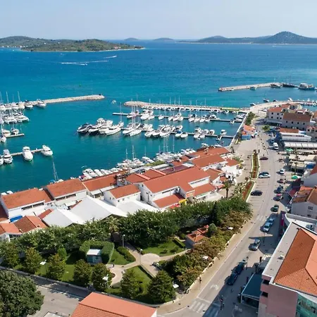 Mira 3* Vodice