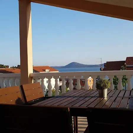 Mira Guest house