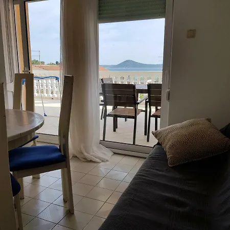 Guest house Mira Vodice